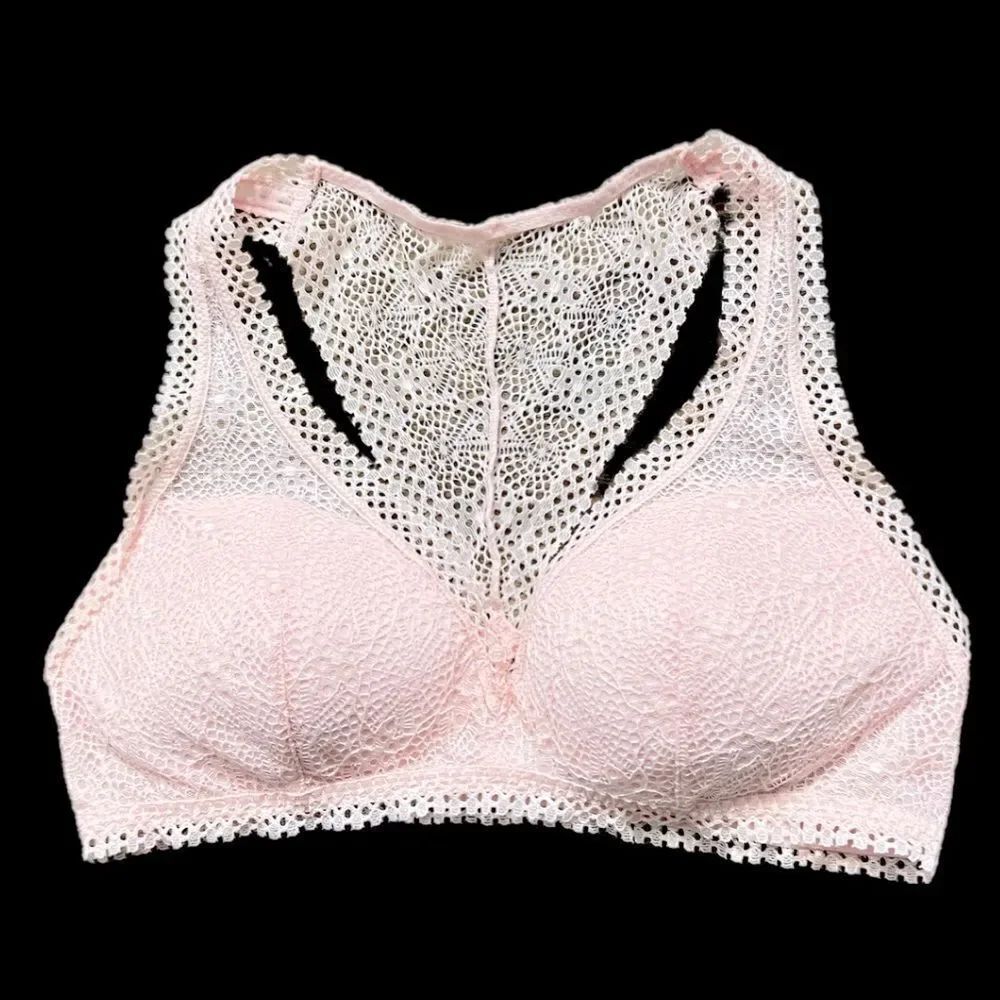 Victoria’s Secret lightly padded Lace Wireless bralette bra pink Medium